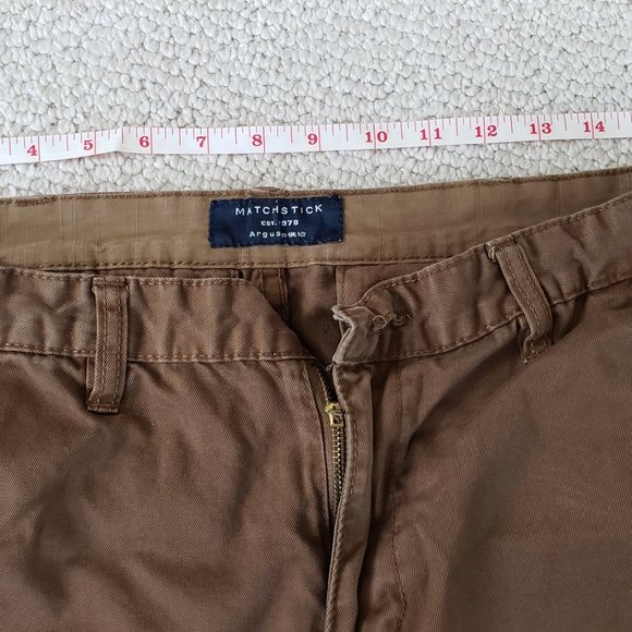 Khakis - Picture 7 of 9